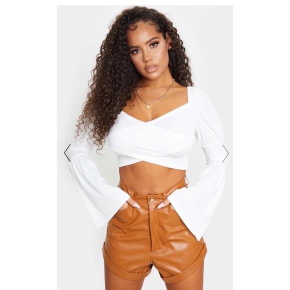 PrettyLittleThing White Shirred Long Sleeve Crop top - US10 - Picture 4 of 5